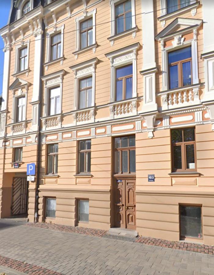 Escobars Backpackers Hostel Riga Esterno foto