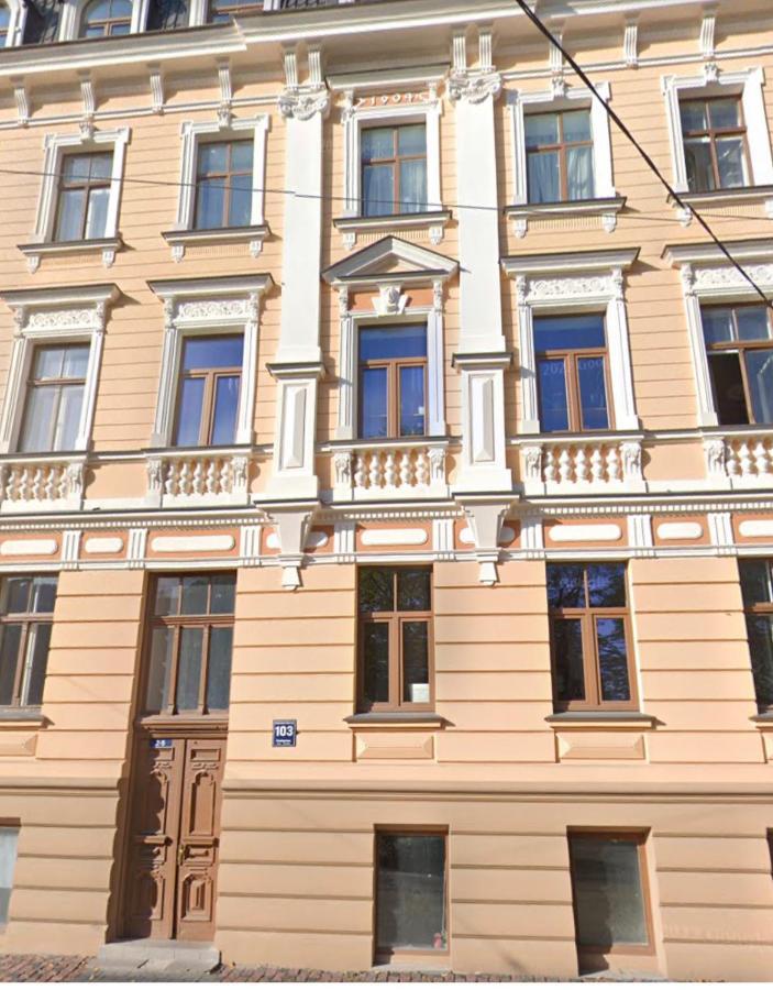 Escobars Backpackers Hostel Riga Esterno foto
